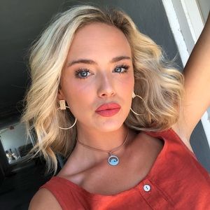 Meet your Posher, Jordan